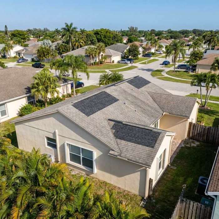 Full roof replacement on Weston Florida home after hurricane storm damage