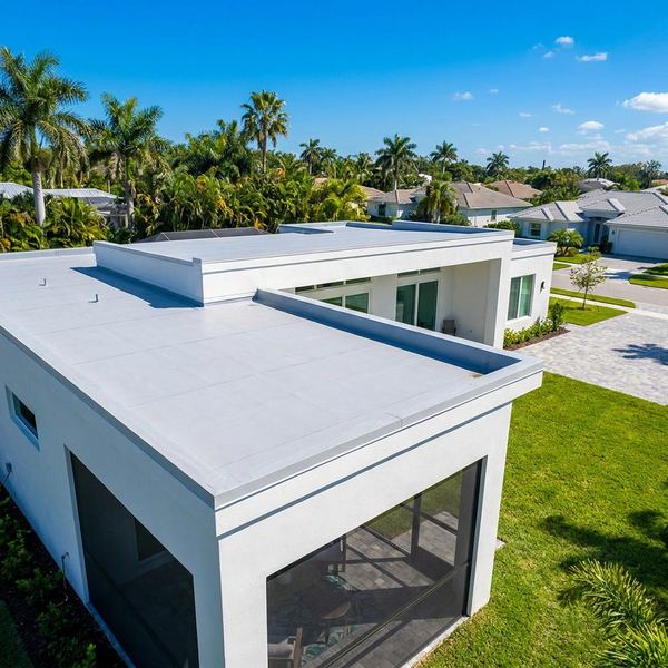 Flat roof on modern Florida residential home with parapet edge